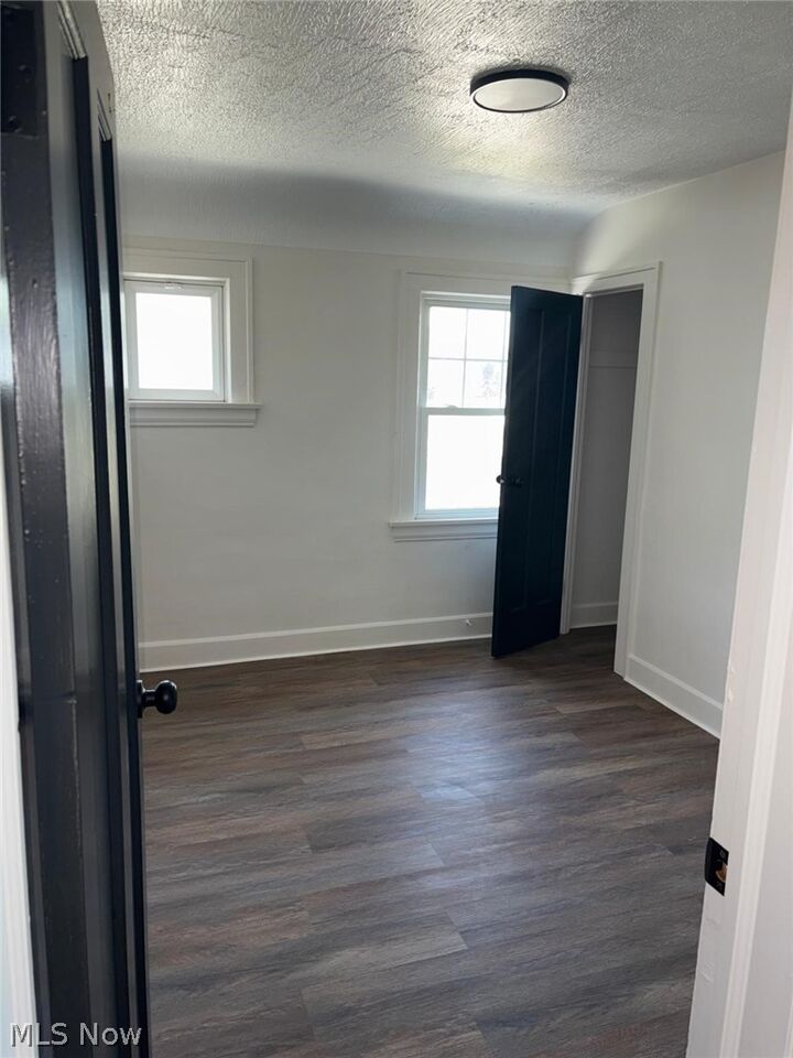 Property Photo: 1443 E 195th Street OH 44117