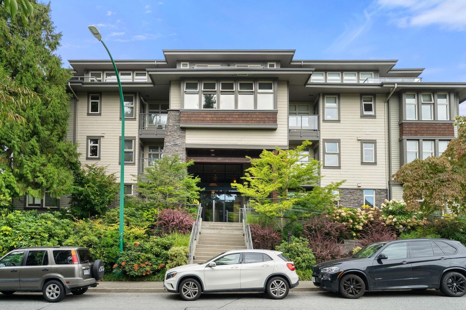 Property Photo: 188 W 29 Street 208 BC V7N 0A2