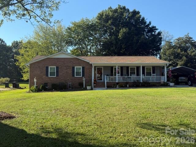 Property Photo:  1312 Christopher Circle  SC 29730 