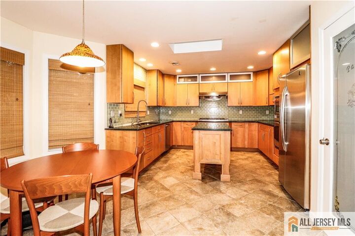 Property Photo:  13 Ramsey Road  NJ 08820 