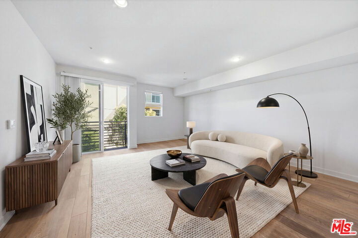 Property Photo:  436 S Virgil Ave, Unit 308  CA 90020 
