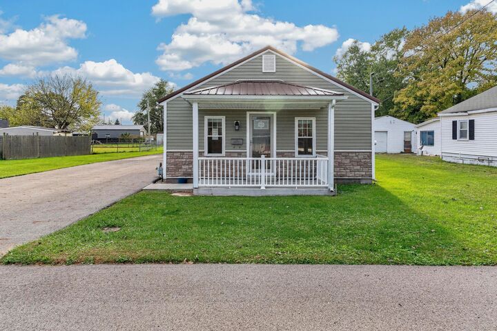 Property Photo:  1319 Pearl Street  OH 43160 