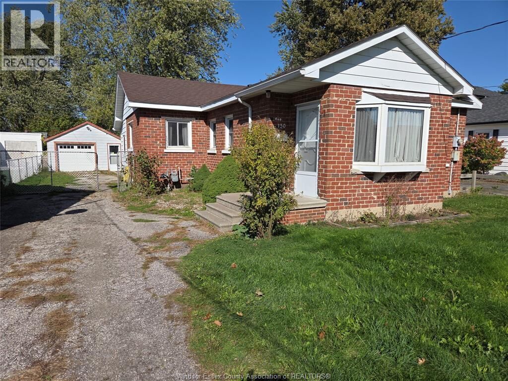 Property Photo:  130 Duff Avenue  ON N9V 2P7 
