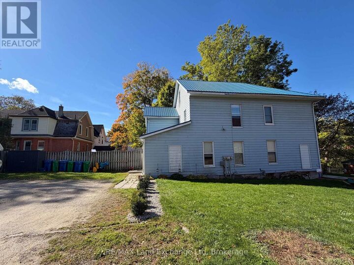Property Photo:  276 Centre Street  ON N0G 2W0 
