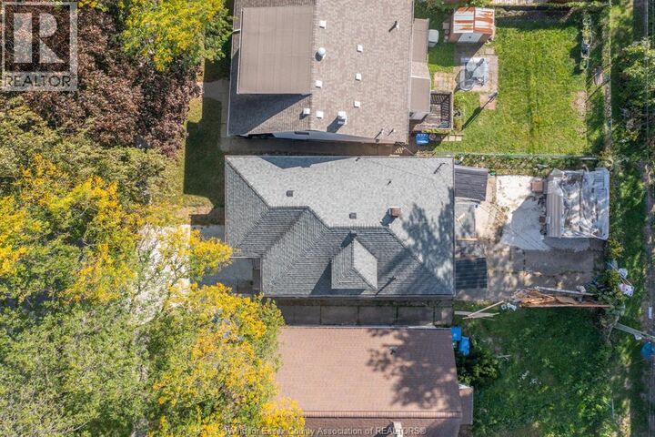 Property Photo:  2137 York Street  ON N8X 1W8 