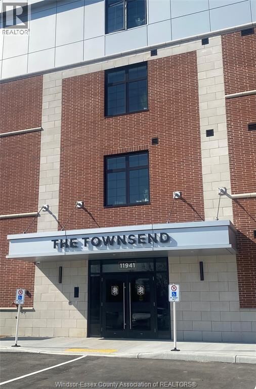 Property Photo:  11941 Tecumseh Road East 305  ON N8N 1L8 