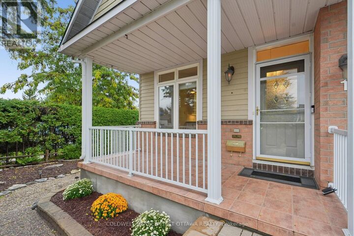 Property Photo:  1 Sable Run Drive  ON K2S 1W2 