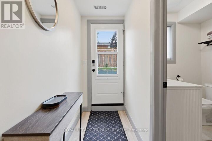 Property Photo:  27 Aldborough Avenue  ON N5R 4S8 