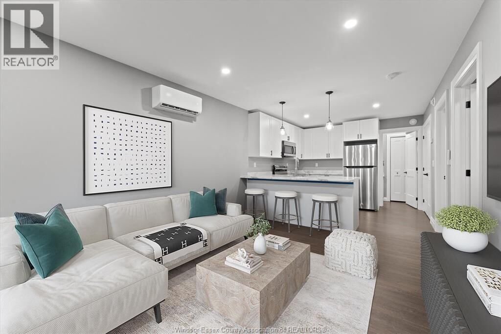 Property Photo:  1147 Hickory Main  ON N8Y 3S4 