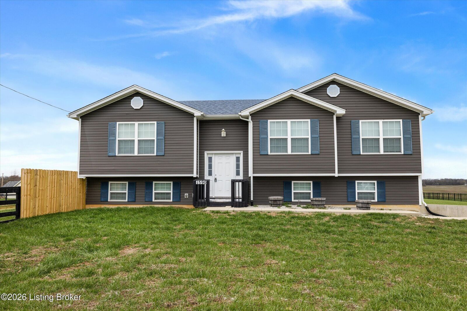 Property Photo:  1590 Payneville Rd  KY 40108 