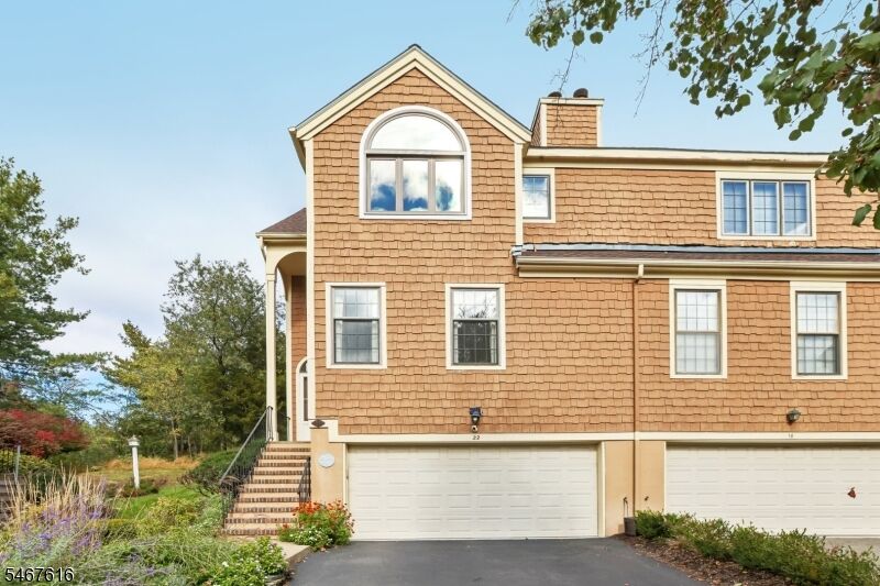 Property Photo: 22 Dowitcher Ct NJ 07470