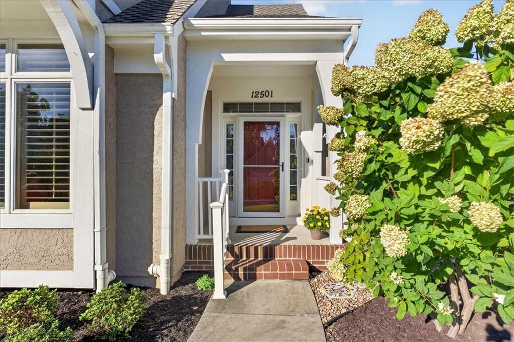 Property Photo:  12501 W 123rd Street  KS 66213 