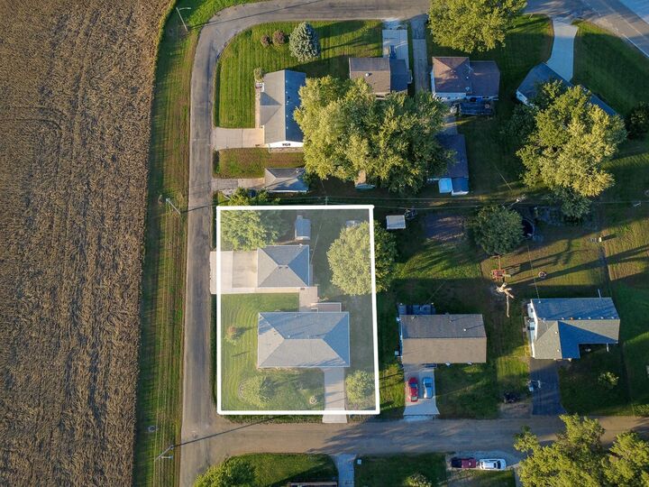 Property Photo: 615 W Adams Street IA 50170