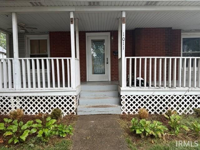 Property Photo:  1011 E 5th Street  IN 47620 
