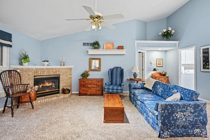 Property Photo:  1575 Stone Court  IN 46514-2345 