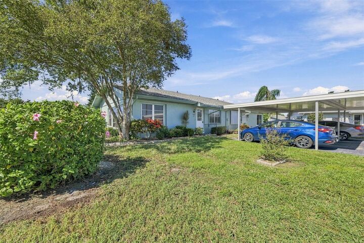 Property Photo:  404 Flanborough Trail A  FL 33573 
