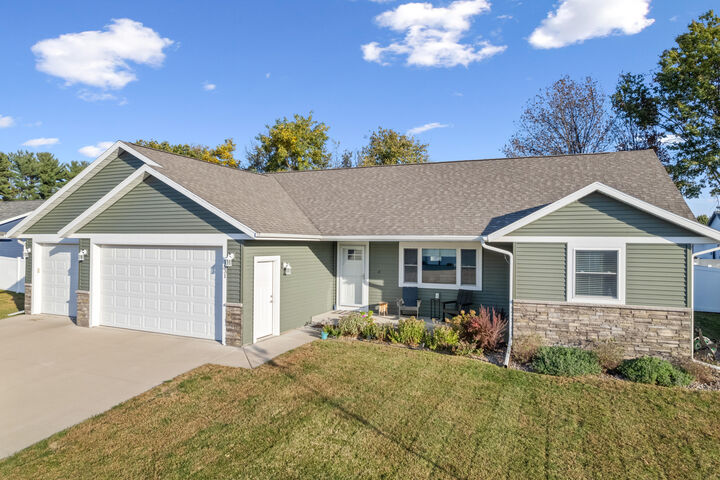Property Photo: 1931 McGilvray Way WI 54636