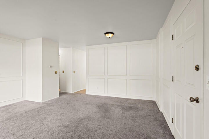 Property Photo:  436 Romeo Road  MI 48307 