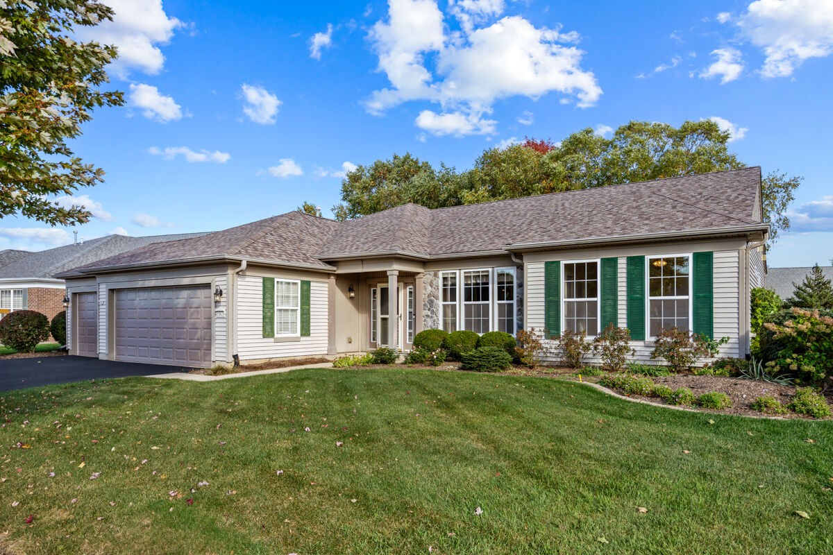 Property Photo: 13426 Dakota Fields Drive IL 60142