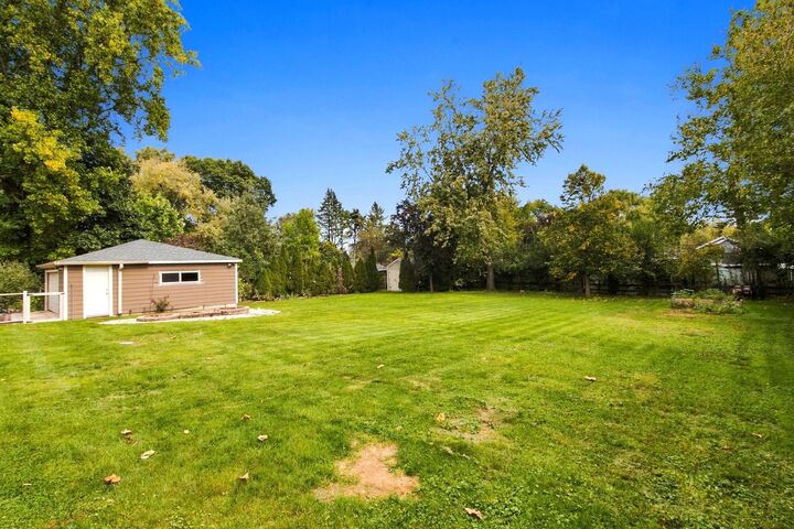 Property Photo:  2N061 Virginia Avenue  IL 60137 