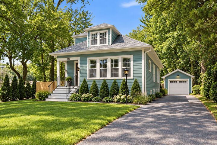 Property Photo:  132 S Adams Street  IL 60521 