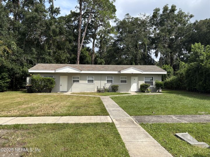 Property Photo: 5147 107th Street FL 32244