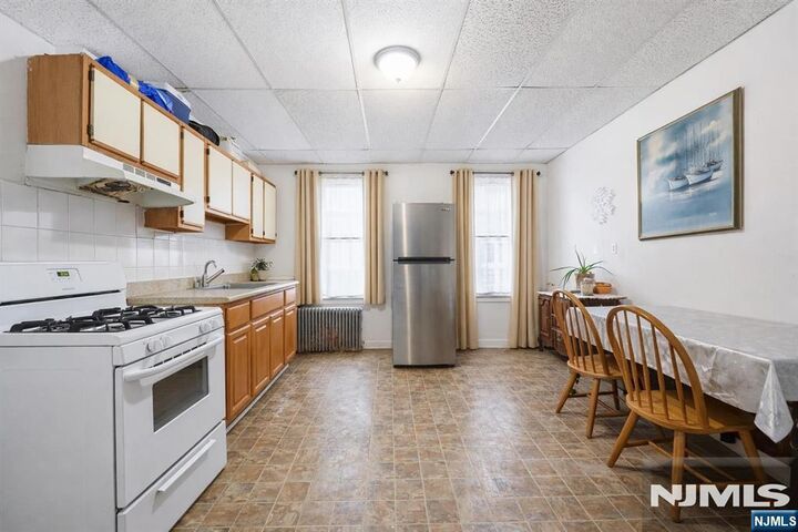 Property Photo: 509 Monastery Place NJ 07087