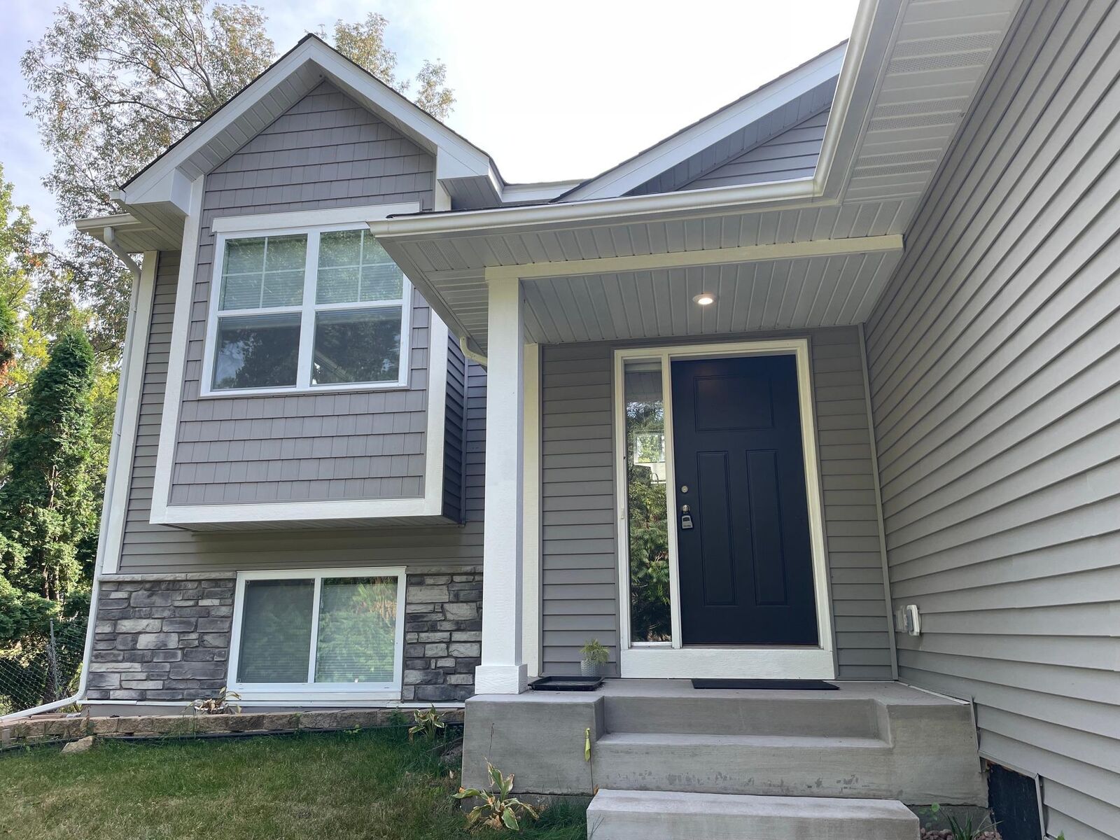 Property Photo: 2552 Savage Lane MN 55117