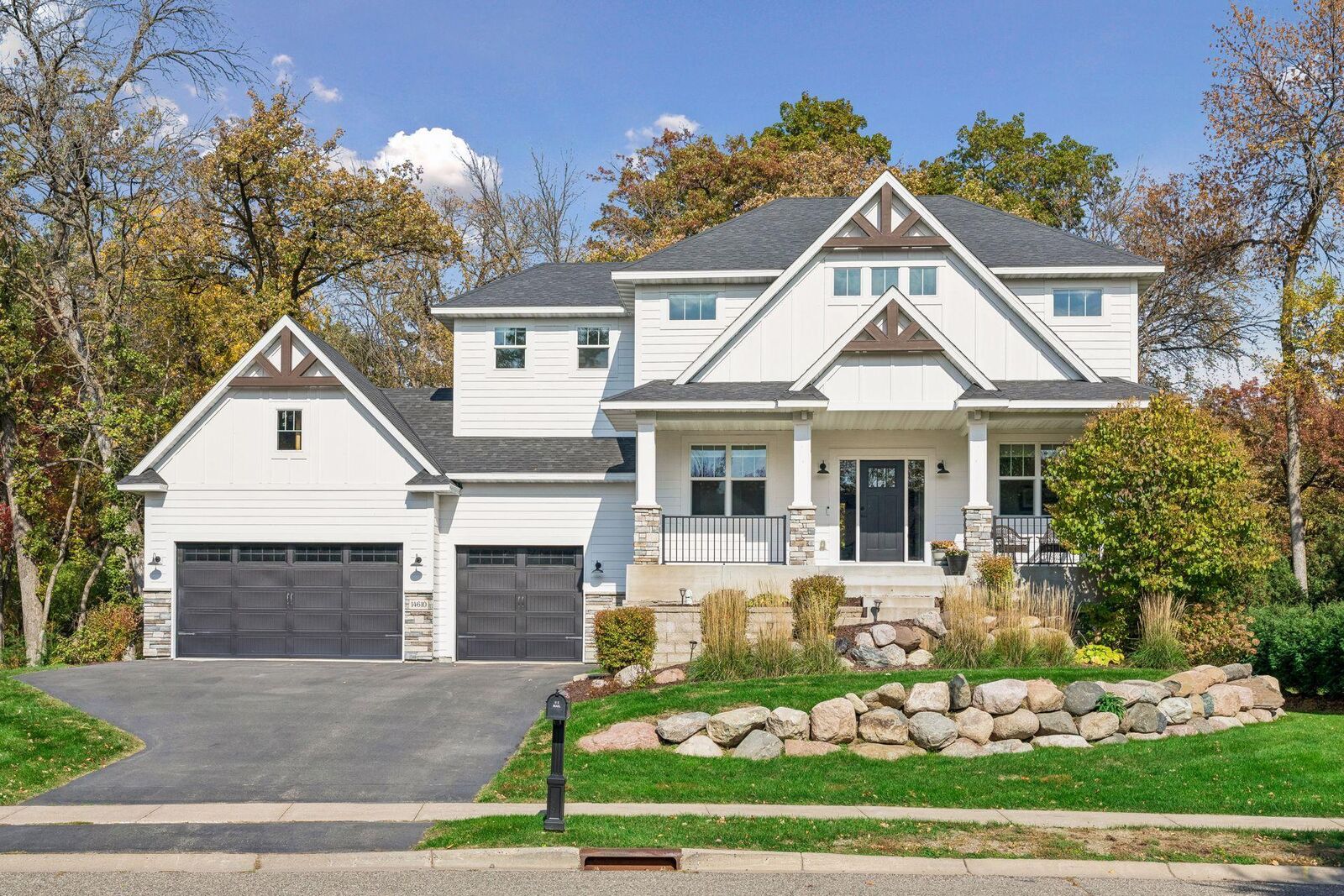 Property Photo: 14610 4th Avenue N MN 55447