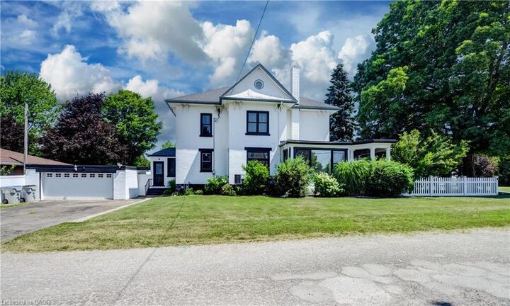Property Photo:  290 Turnberry Street  ON N0G 1H0 