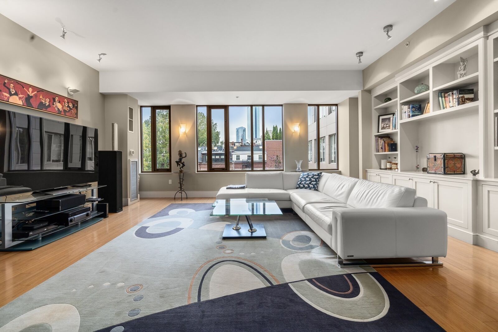 Property Photo:  1313 Washington St 330  MA 02118 