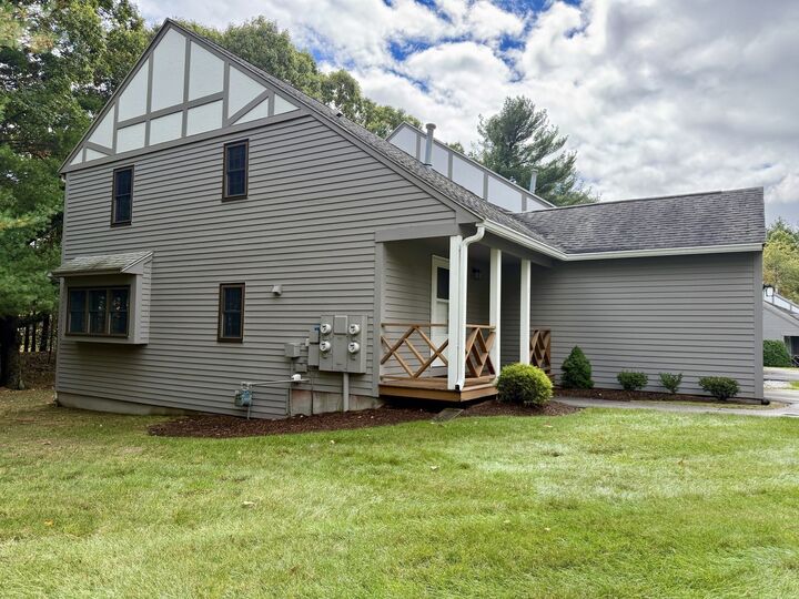 Property Photo:  7 Victoria Drive 1  MA 01501 