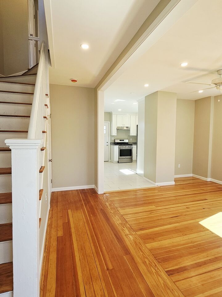 Property Photo:  21-23 Arthur St 21  MA 01844 