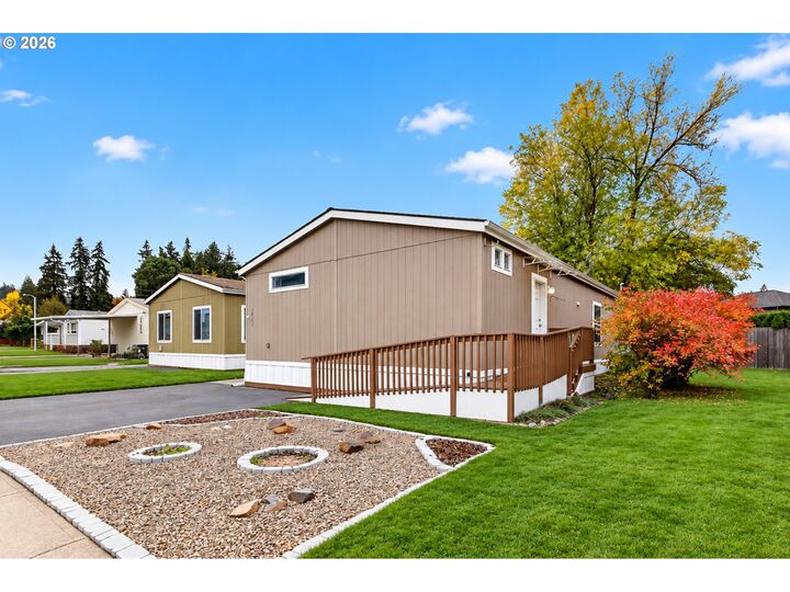 Property Photo:  16171 SE 79th Ave  OR 97267 