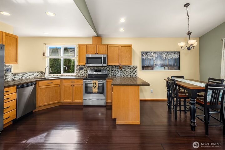 Property Photo: 1814 111th Drive SE WA 98258