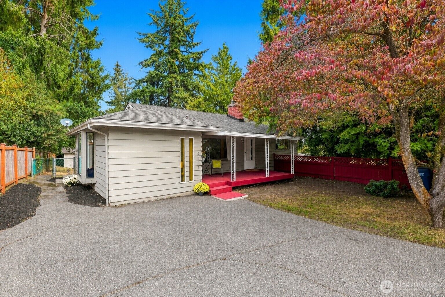 Property Photo: 7815 227th Place SW WA 98026