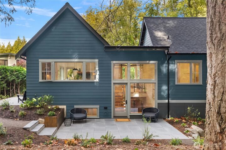 Property Photo:  7693 NE Beverly Lane  WA 98110 