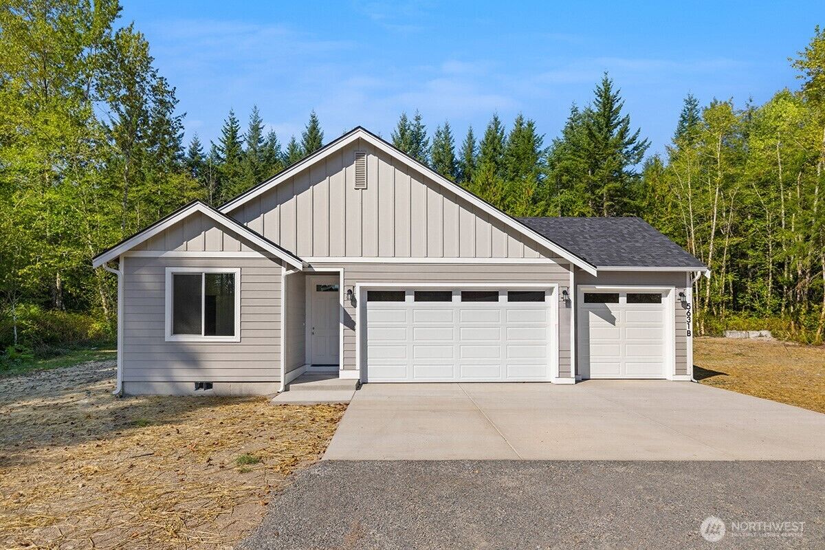 Property Photo:  5630  192nd Street NW 8B  WA 98292 