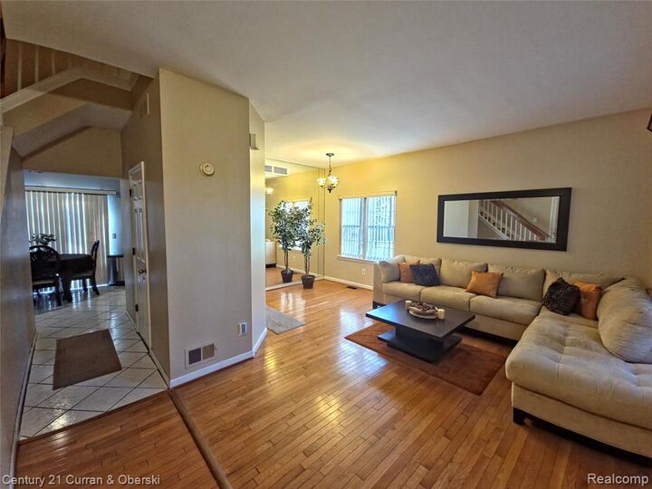 Property Photo:  1850 Dunn Court  MI 48186 