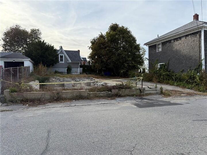 Property Photo:  33 Epworth Avenue  RI 02893 