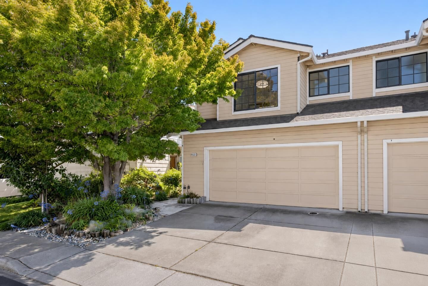 Property Photo:  34761 Comstock Common  CA 94555 