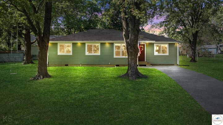 Property Photo: 2810 Wesley MO 65301