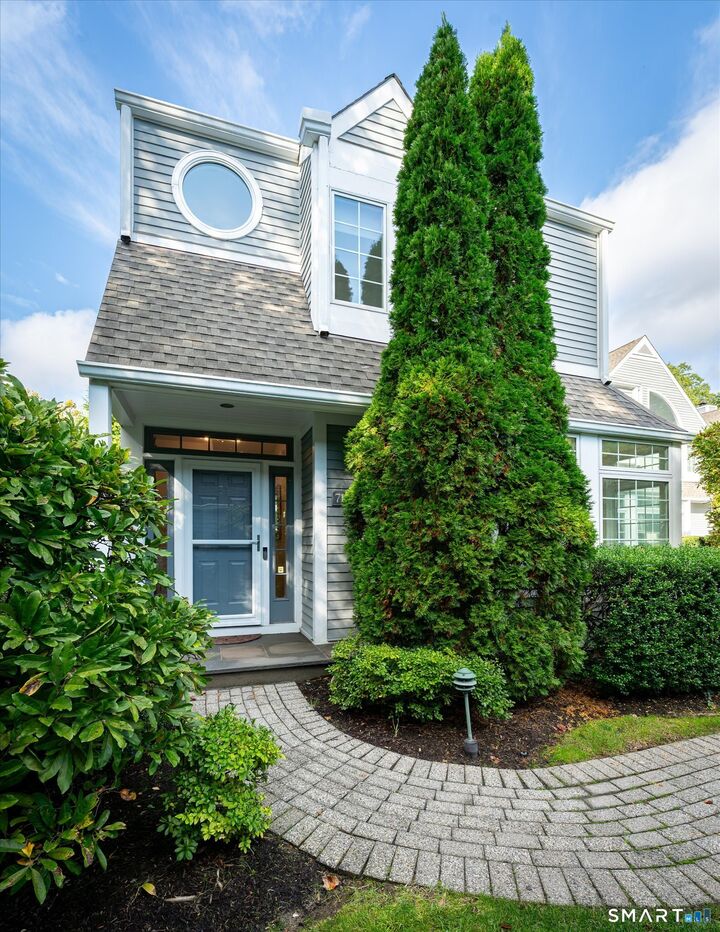 Property Photo:  71 Hale Lane 71  CT 06820 
