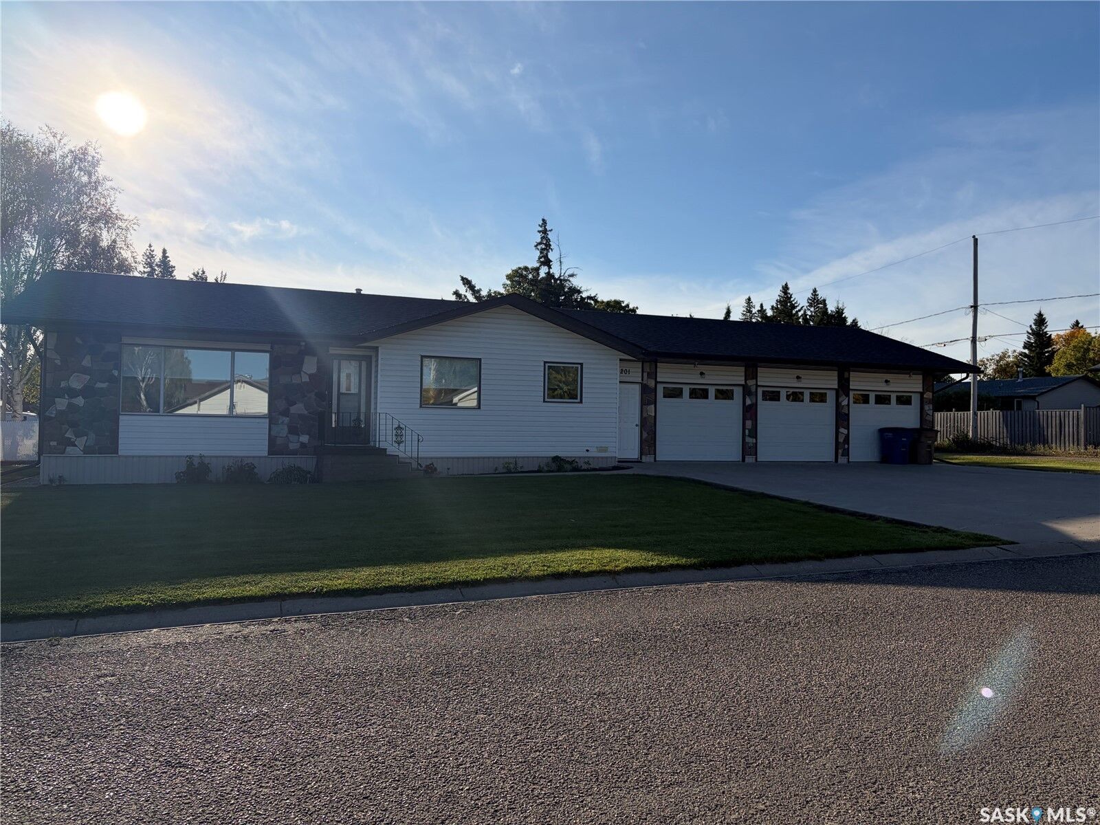 Property Photo: 201 1st Street E SK S0A 1W0