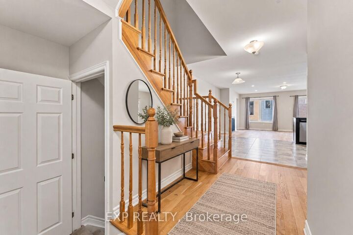 Property Photo:  608 Parade Drive  ON K2S 0Y5 