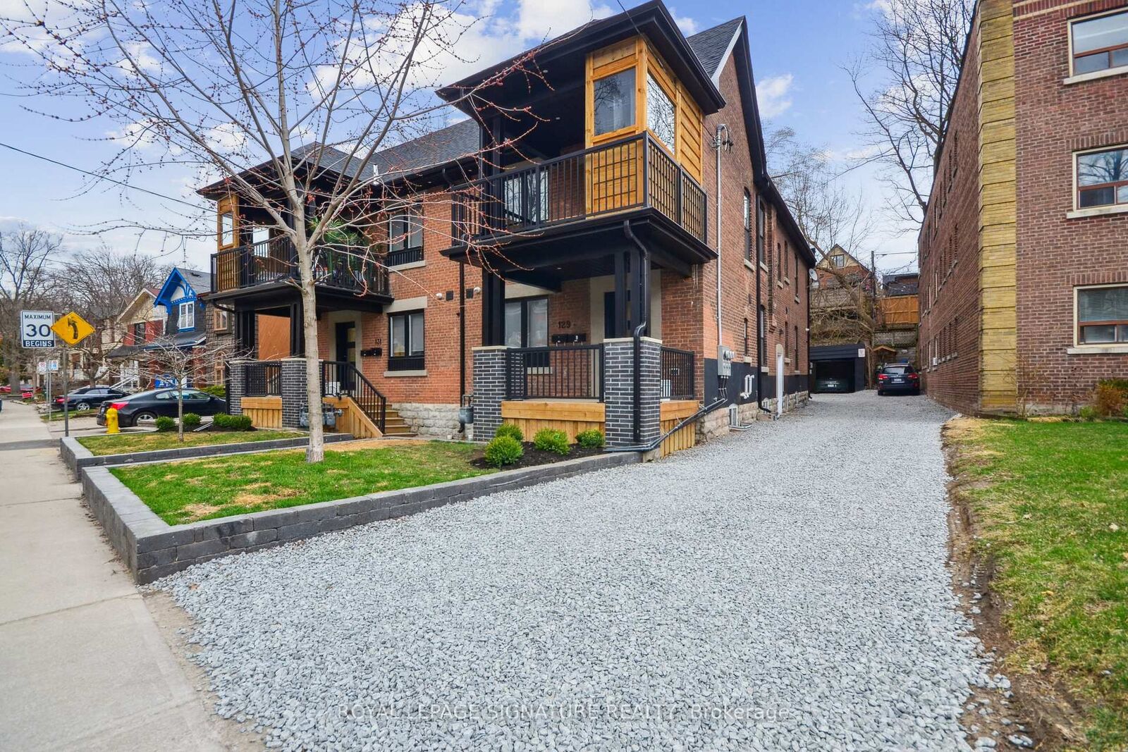 Property Photo:  129 Kenilworth Avenue Main  ON M4L 3S7 