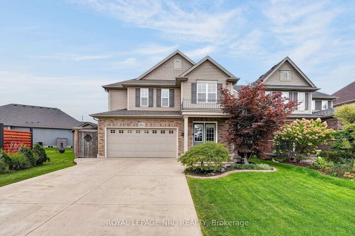 Property Photo:  255 Empress Avenue  ON L3B 0A5 