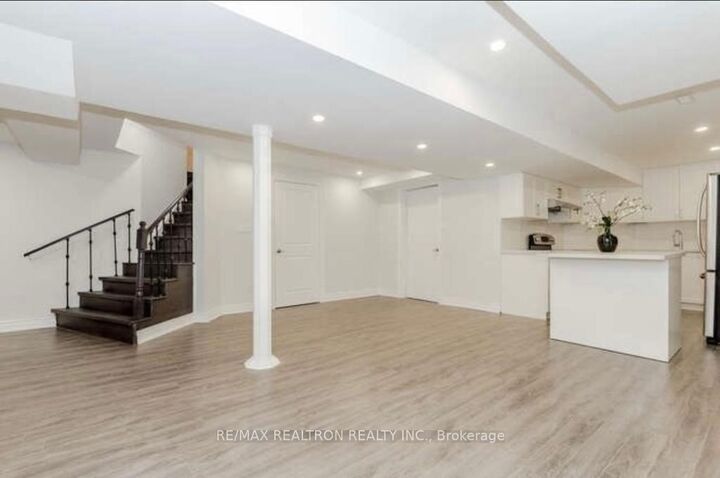 Property Photo:  715 Shanahan Boulevard Bsmt  ON L3X 1P8 