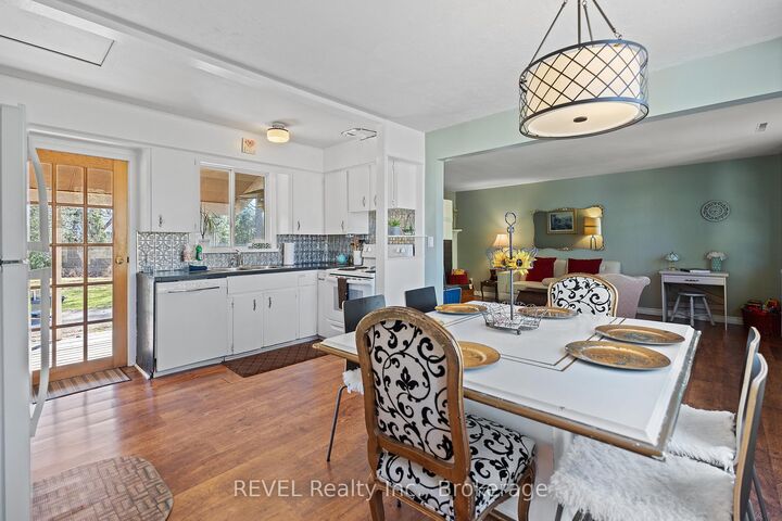 Property Photo:  639 Penner Street  ON L0S 1T0 