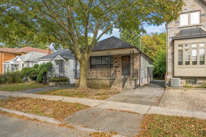 Property Photo:  52 Woodville Avenue  ON M4K 2J6 